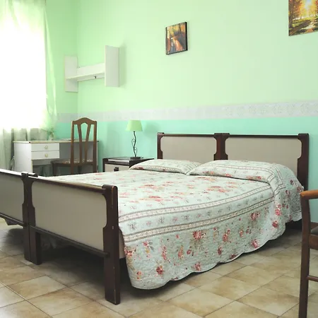 Serenella Hotel Turín